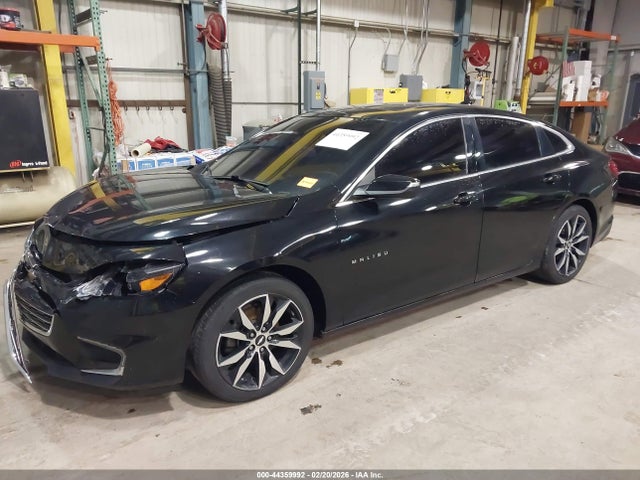1G1ZD5STXJF214761 Chevrolet MALIBU LT