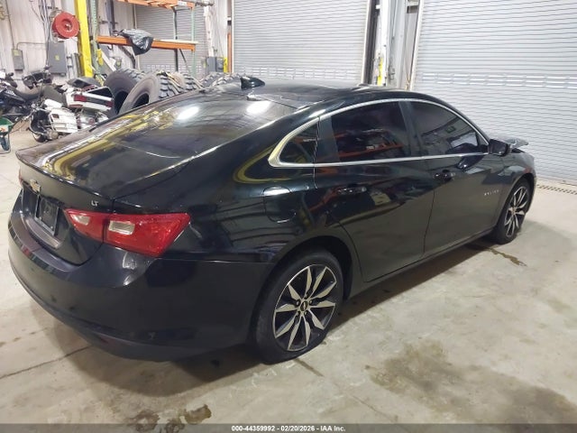 1G1ZD5STXJF214761 Chevrolet MALIBU LT