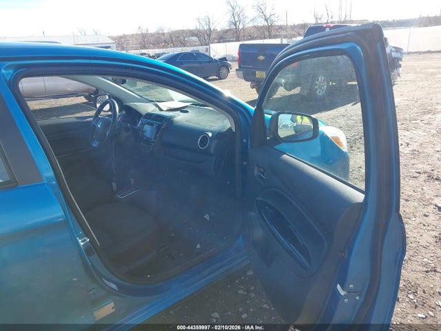 2017 MITSUBISHI MIRAGE G4 ML32F4FJXHHF14116 Photo 4