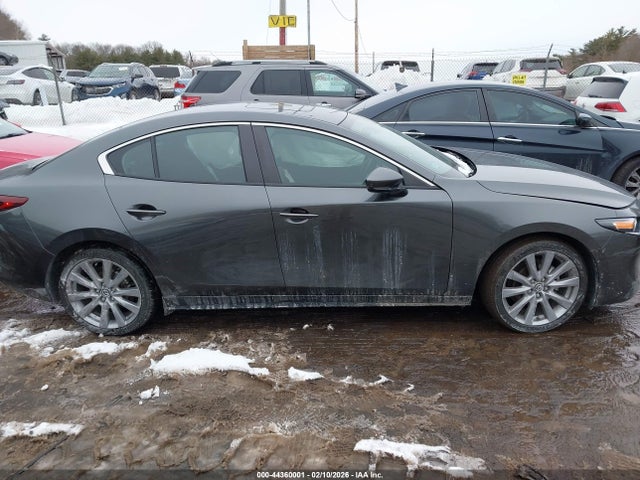 44360001 :رقم المزاد ، 3MZBPACM4PM368873 vin ، 2023 Mazda Mazda3 2.5 S Preferred مزاد بيع