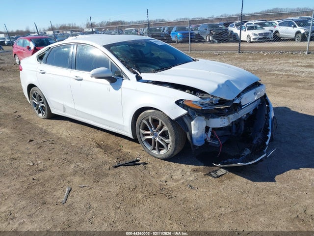 44360002 :رقم المزاد ، 3FA6P0HD0HR305738 vin ، 2017 Ford Fusion Se مزاد بيع