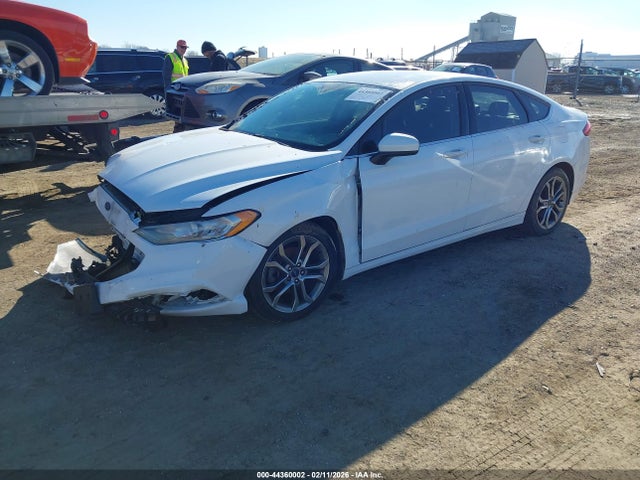 Продажа на аукционе авто 2017 Ford Fusion Se, vin: 3FA6P0HD0HR305738, номер лота: 44360002