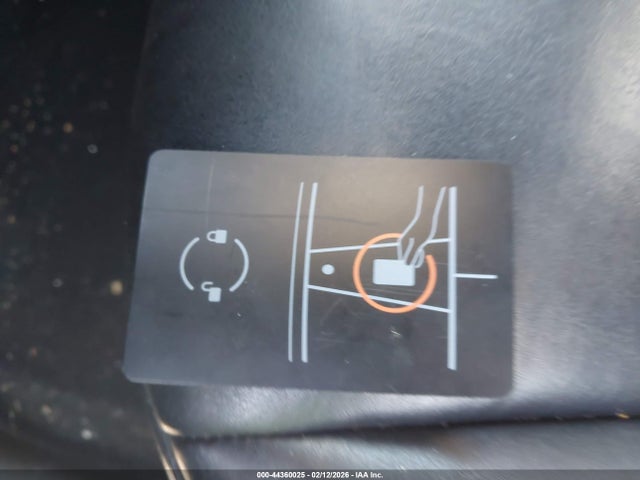 Продажа на аукционе авто 2020 Tesla Model Y Long Range Dual Motor All-wheel Drive/performance Dual Motor All-wheel Drive, vin: 5YJYGDEF2LF005659, номер лота: 44360025