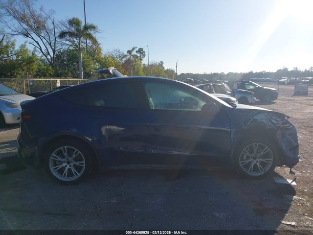 Продажа на аукционе авто 2020 Tesla Model Y Long Range Dual Motor All-wheel Drive/performance Dual Motor All-wheel Drive, vin: 5YJYGDEF2LF005659, номер лота: 44360025