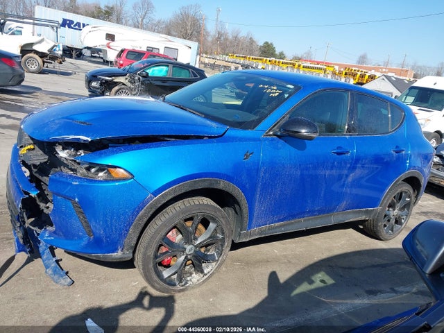 44360038 :رقم المزاد ، ZACNDFAN2R3A09238 vin ، 2024 Dodge Hornet Gt Awd مزاد بيع