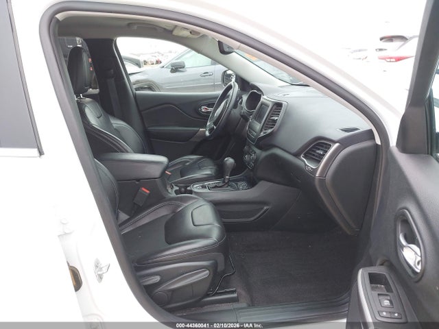 2019 JEEP CHEROKEE 1C4PJLLB8KD241200 Photo 4