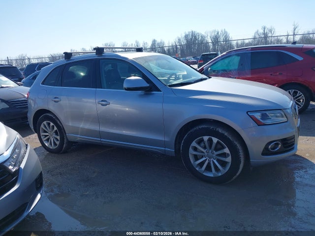 2015 Audi Q5 2.0t Premium მანქანა იყიდება აუქციონზე, vin: WA1LFAFPXFA090373, აუქციონის ნომერი: 44360058