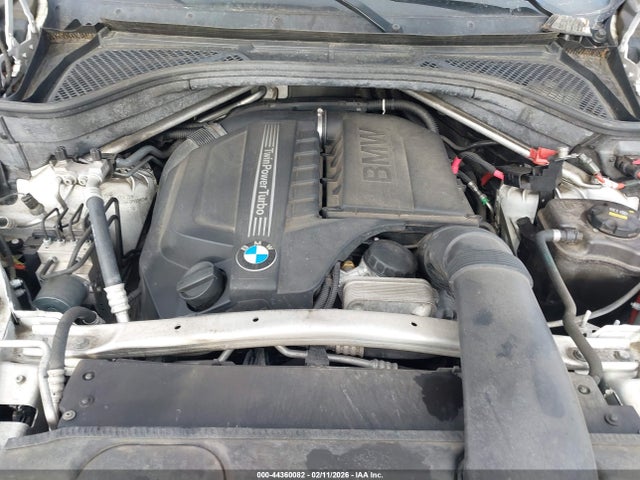 44360082 :رقم المزاد ، 5UXKR0C56F0P00859 vin ، 2015 Bmw X5 Xdrive35i مزاد بيع