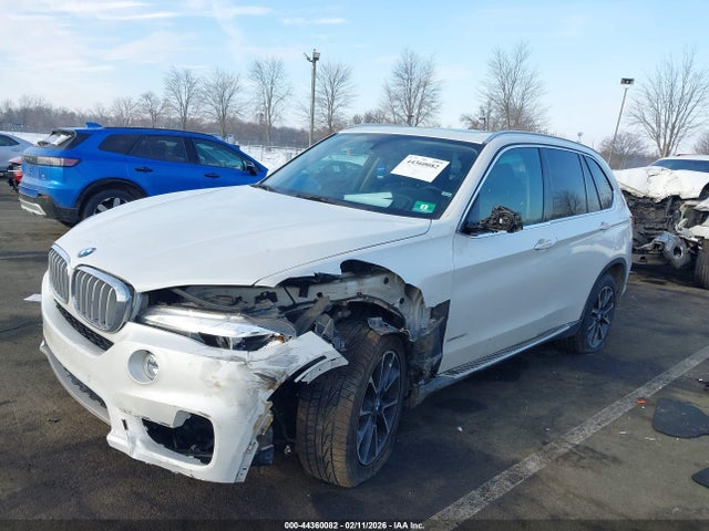 44360082 :رقم المزاد ، 5UXKR0C56F0P00859 vin ، 2015 Bmw X5 Xdrive35i مزاد بيع