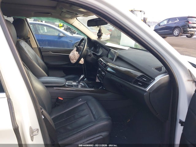 44360082 :رقم المزاد ، 5UXKR0C56F0P00859 vin ، 2015 Bmw X5 Xdrive35i مزاد بيع