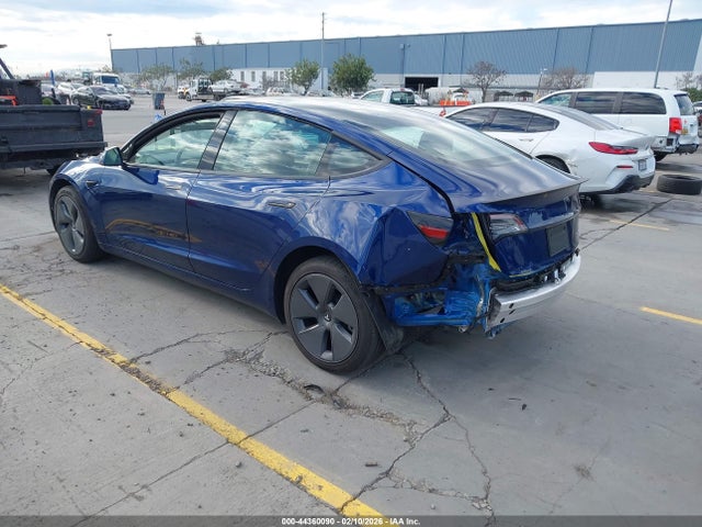 2022 TESLA MODEL 3 5YJ3E1EB3NF244975 Photo 2