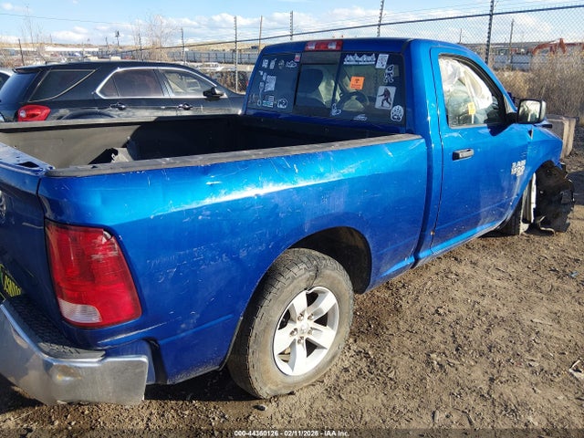 3C6JR6AG6KG635920 RAM 1500 Classic Tradesman 4x2 6&#039;4 Box