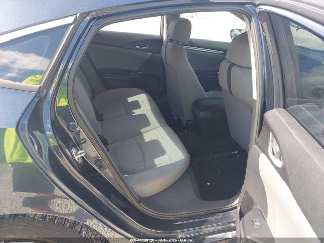 19XFC2F59JE028842 Honda Civic Lx