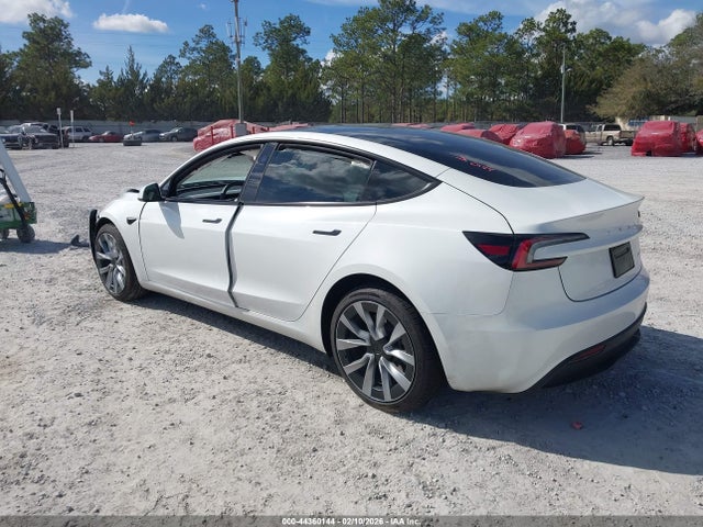 2025 TESLA MODEL 3 5YJ3E1EB9SF926495 Photo 2