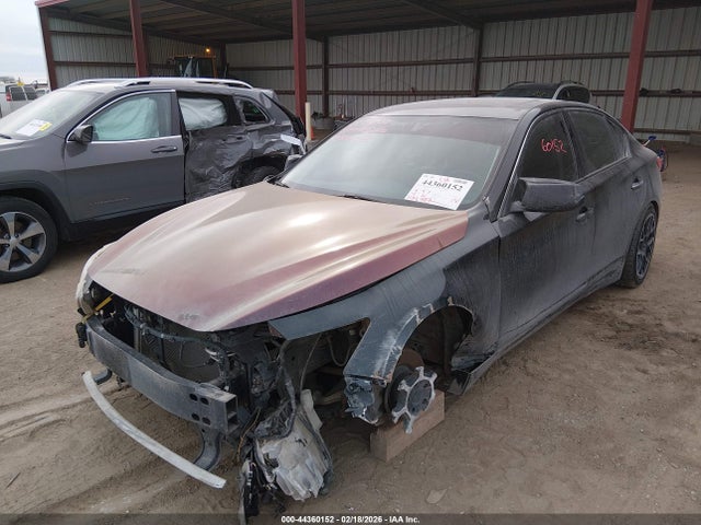 44360152 :رقم المزاد ، JN1BV7AR5FM403508 vin ، 2015 Infiniti Q50 Premium مزاد بيع