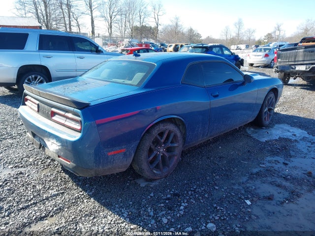 44360158 :رقم المزاد ، 2C3CDZAGXLH135248 vin ، 2020 Dodge Challenger Sxt مزاد بيع