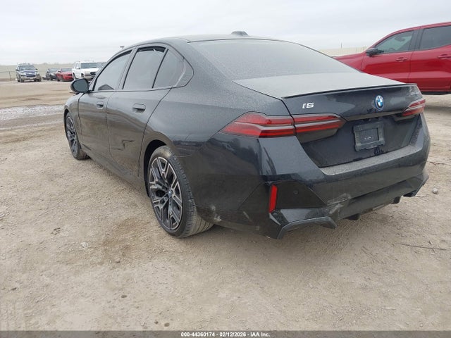 WBY33FK08RCT10914 BMW I5 Edrive40