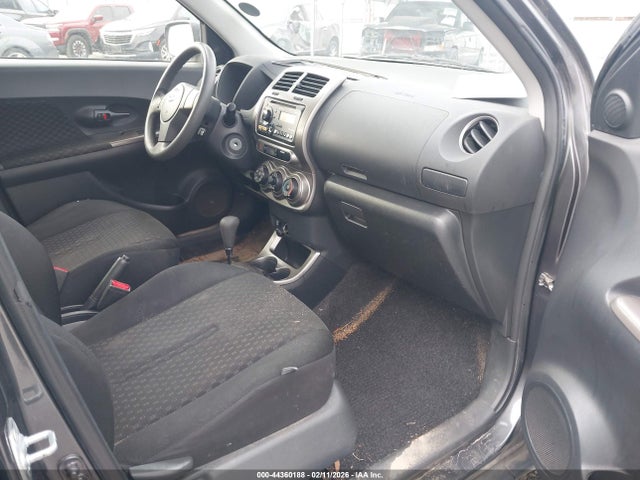 2013 SCION XD JTKKUPB48D1033049 Photo 4
