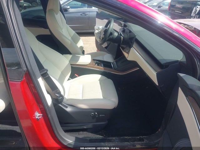 Продаж на аукціоні авто 2023 Tesla Model X Dual Motor All-wheel Drive/standard Range, vin: 7SAXCAE56PF427181, номер лоту: 44360208