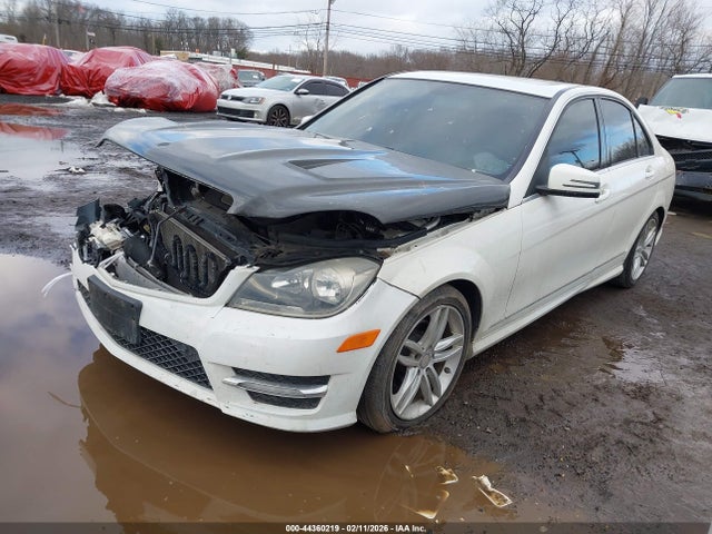 Продажа на аукционе авто 2012 Mercedes-benz C 300 Sport 4matic, vin: WDDGF8BB9CF872498, номер лота: 44360219