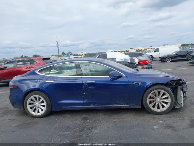 Tesla Model S 60/75 2017 5YJSA1E1XHF191050 Image 14