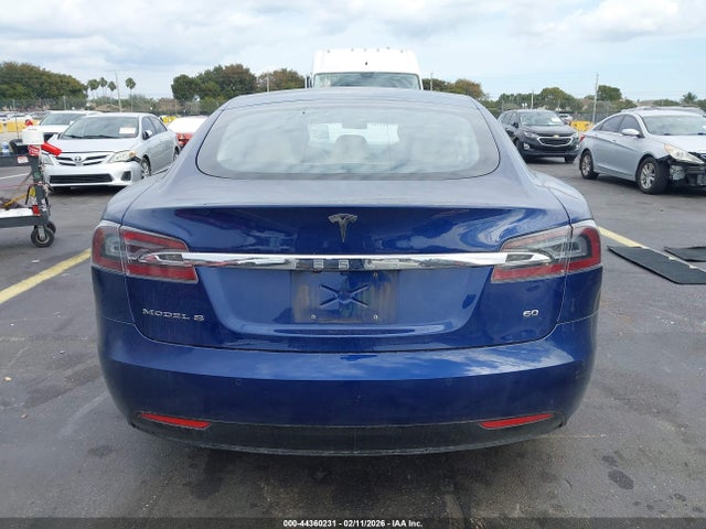Tesla Model S 60/75 2017 5YJSA1E1XHF191050 Image 17