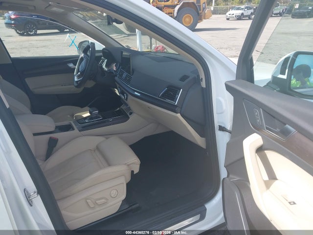 2024 AUDI Q5 WA1GAAFY6R2009649 Photo 4