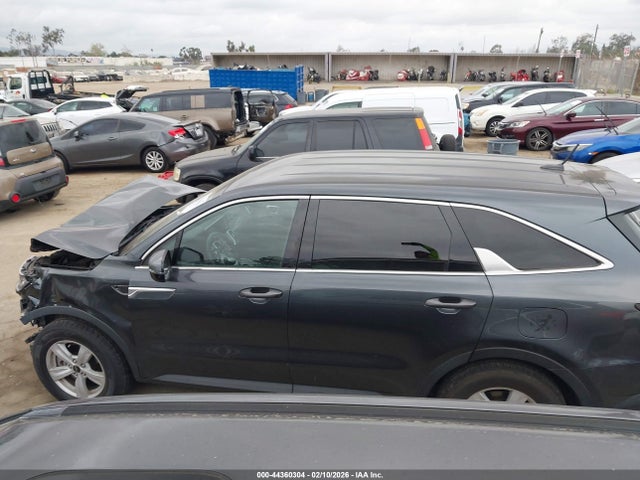 5XYRG4LC4PG189417 KIA SORENTO LX