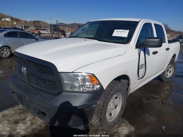 44360312 :رقم المزاد ، 1C6RR7KG9HS734692 vin ، 2017 Ram 1500 Tradesman  4x4 5'7 Box مزاد بيع