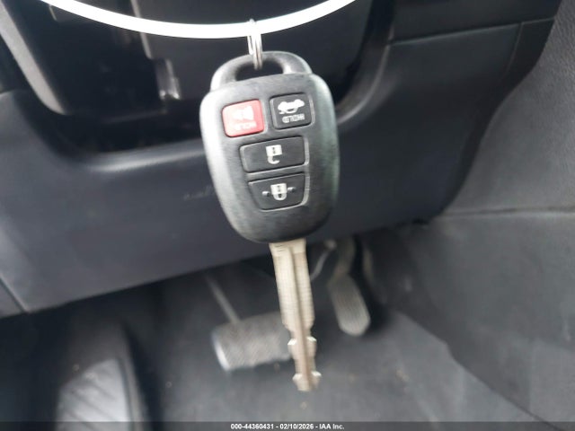 Toyota COROLLA SE 2017 5YFBURHEXHP689435 Image 11