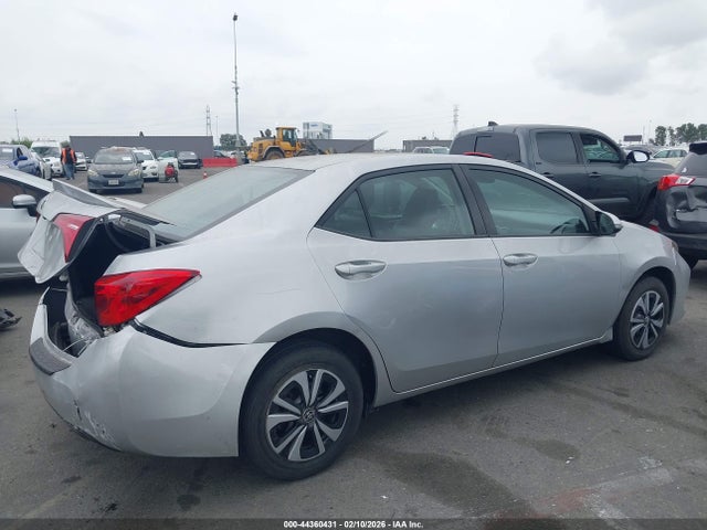 Toyota COROLLA SE 2017 5YFBURHEXHP689435 Image 13