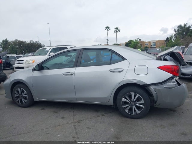 Toyota COROLLA SE 2017 5YFBURHEXHP689435 Image 14