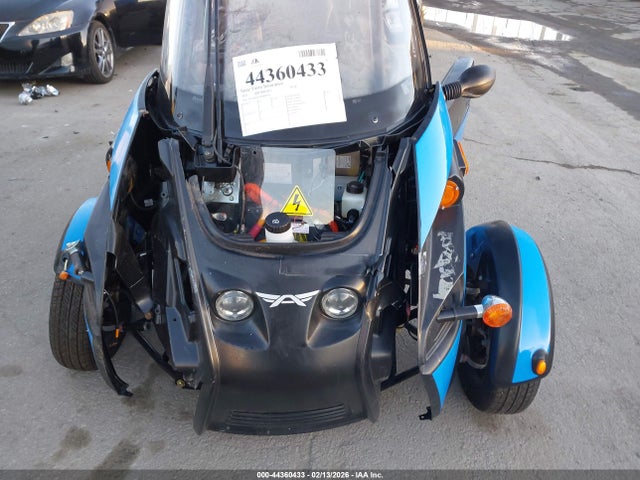 Arcimoto Fuv 2022 7F7ATR312NER00244 Image 15