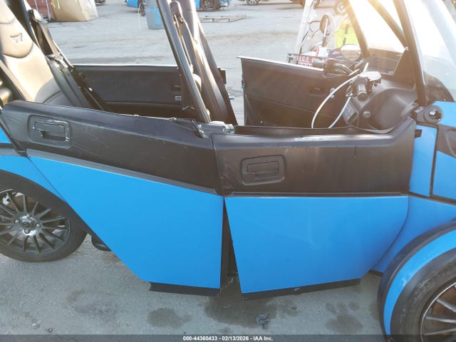 Arcimoto Fuv 2022 7F7ATR312NER00244 Image 17