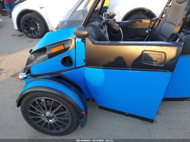Arcimoto Fuv 2022 7F7ATR312NER00244 Image 19
