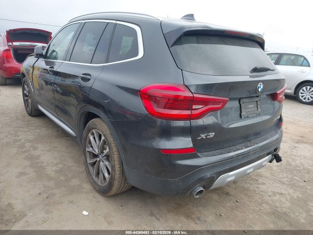 2019 BMW X3 5UXTR9C55KLP90071 Photo 2