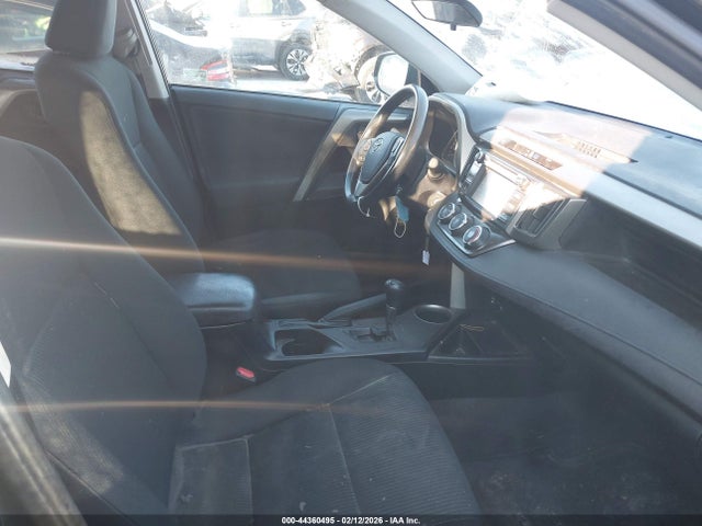 Toyota RAV4 LE 2015 2T3BFREV9FW395199 Image 5
