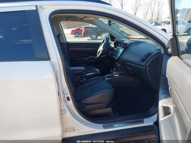 2019 MITSUBISHI OUTLANDER SPORT JA4AR4AW2KU015951 Photo 4