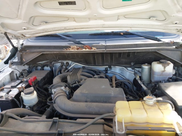1N6BF0KY3KN802829 Nissan Nv Cargo Nv2500 Hd Sv V6