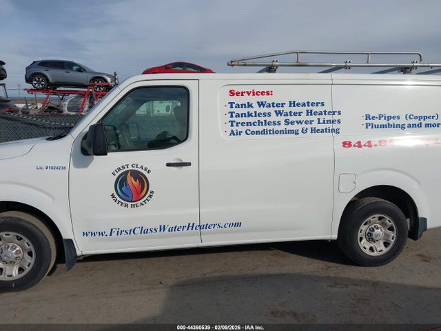 1N6BF0KY3KN802829 Nissan Nv Cargo Nv2500 Hd Sv V6