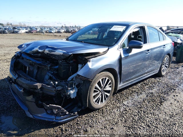 4S3BNAH62J3023580 Subaru Legacy 2.5i Premium