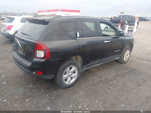 2014 JEEP COMPASS 1C4NJCBA9ED524063 Photo 3
