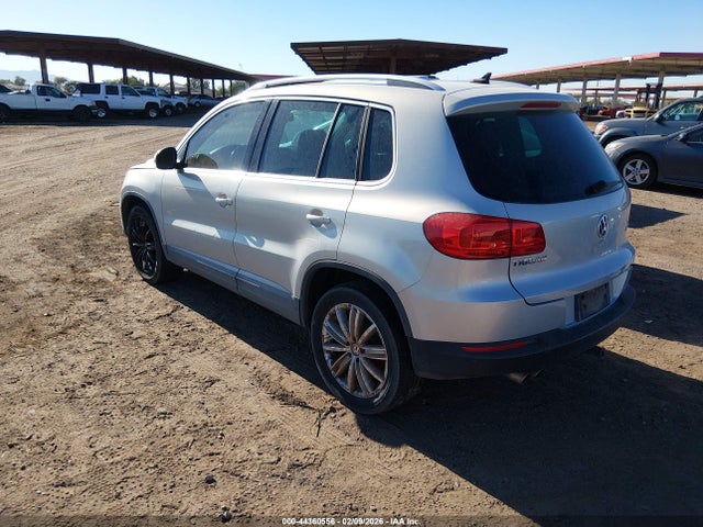 2012 VOLKSWAGEN TIGUAN WVGAV7AX7CW543076 Photo 2