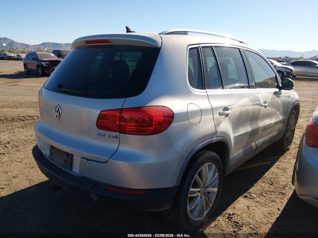 2012 VOLKSWAGEN TIGUAN WVGAV7AX7CW543076 Photo 3