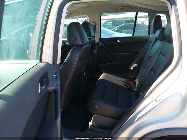 2012 VOLKSWAGEN TIGUAN WVGAV7AX7CW543076 Photo 7