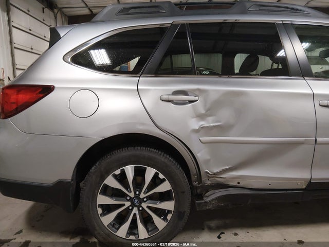 Aukcja sprzedaży 2015 Subaru Outback 2.5i Limited, vin: 4S4BSBNC7F3316628, numer aukcji: 44360561