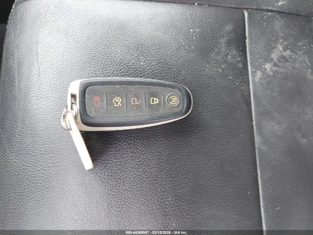 1FMCU9JX1EUA54324 Ford Escape Titanium