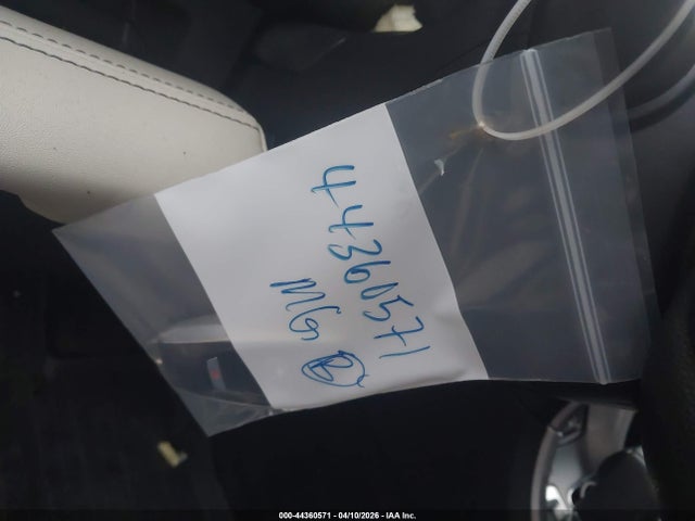 44360571 :رقم المزاد ، 4S4WMAPD4N3448272 vin ، 2022 Subaru Ascent Limited مزاد بيع