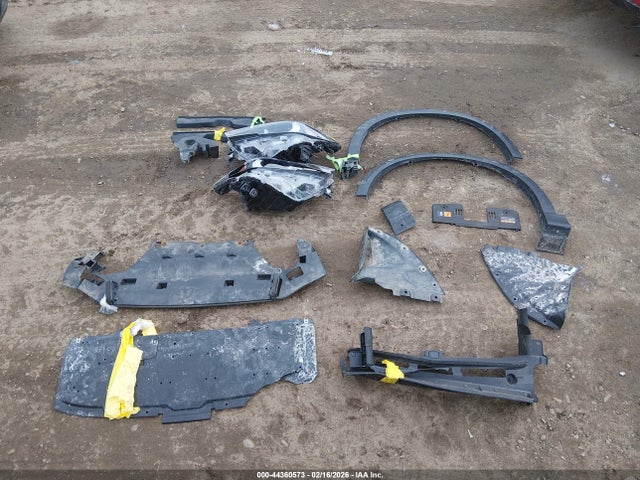 44360573 :رقم المزاد ، JM3KFBDM8P0112966 vin ، 2023 Mazda Cx-5 2.5 S Premium مزاد بيع