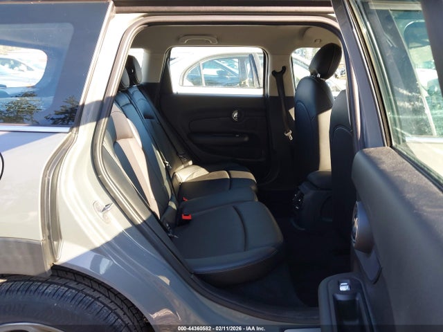 Mini Clubman Cooper 2018 WMWLN5C52J2E34302 Image 19